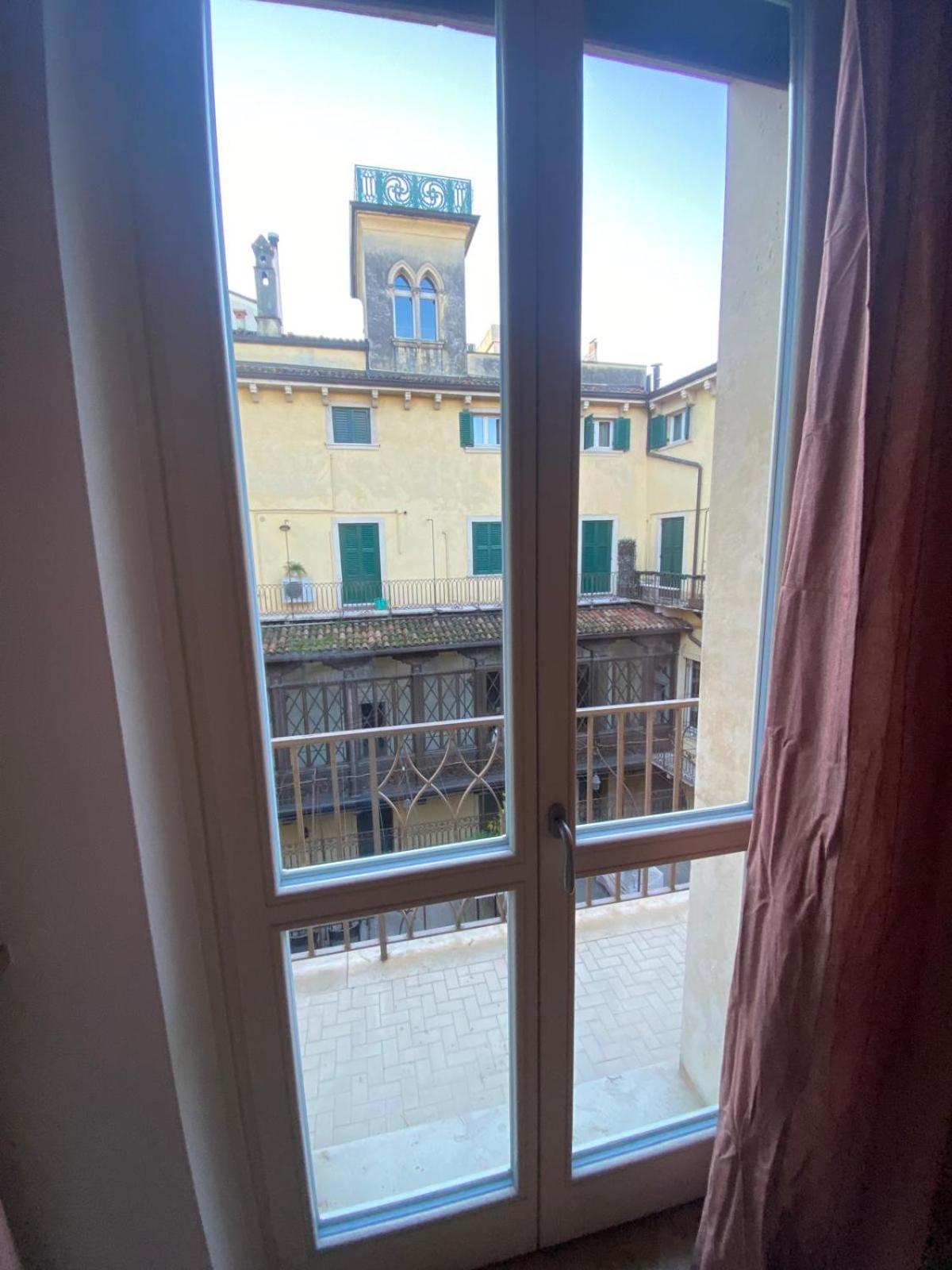 Catullo 12 Hotell Verona Eksteriør bilde