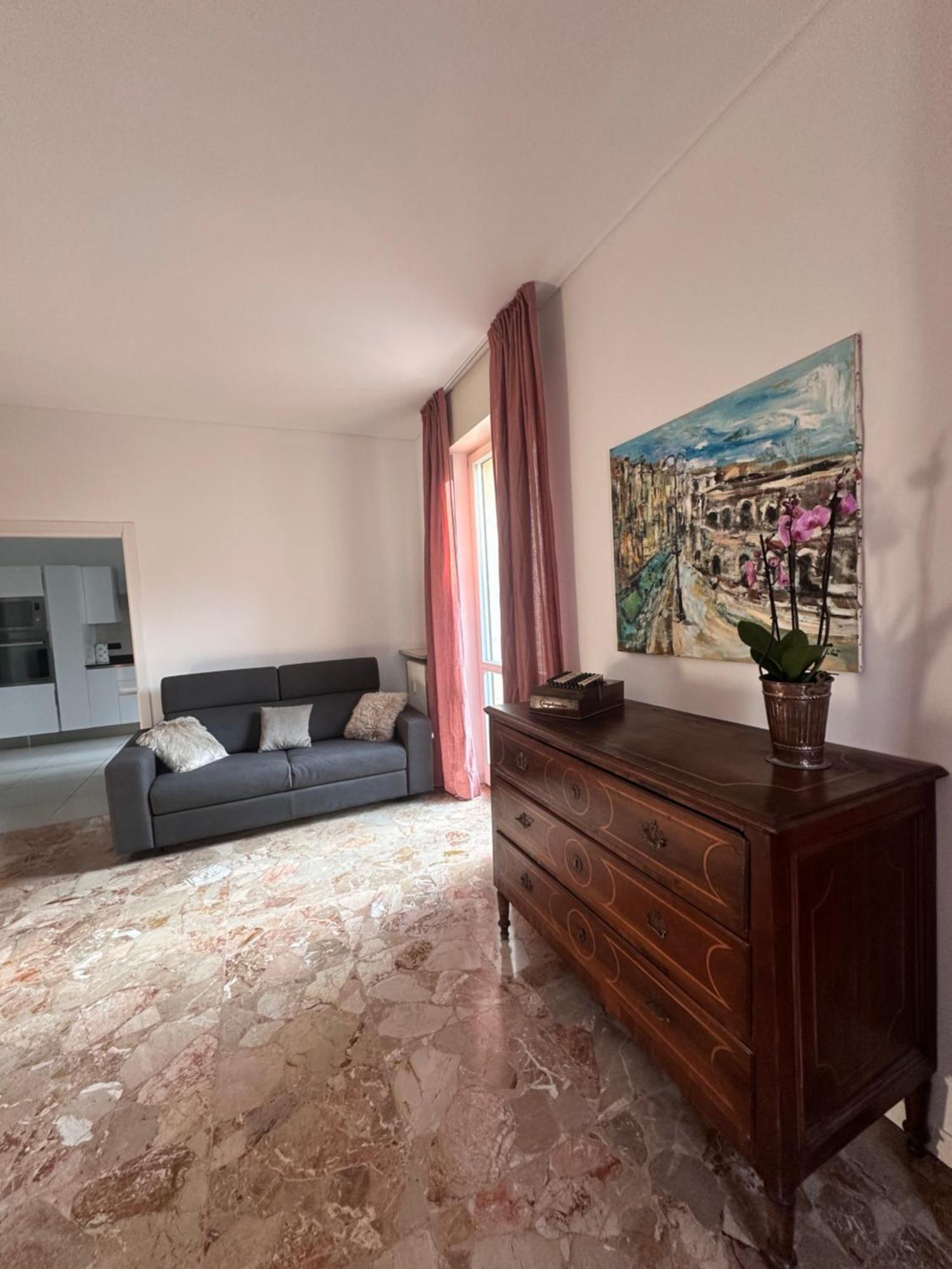 Catullo 12 Hotell Verona Eksteriør bilde